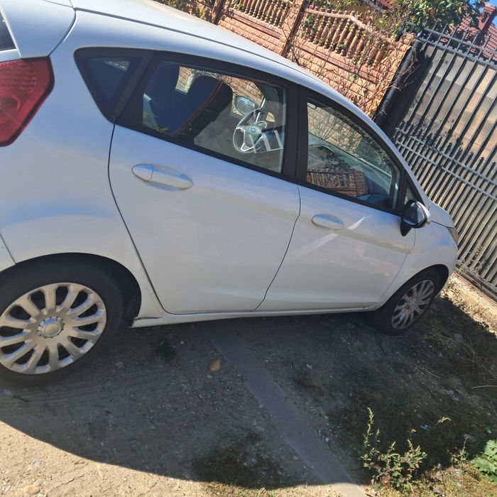 Dezmembrez Ford Fiesta 2010 1.4 benzina si Opel Insignia 2013 1.6 dies