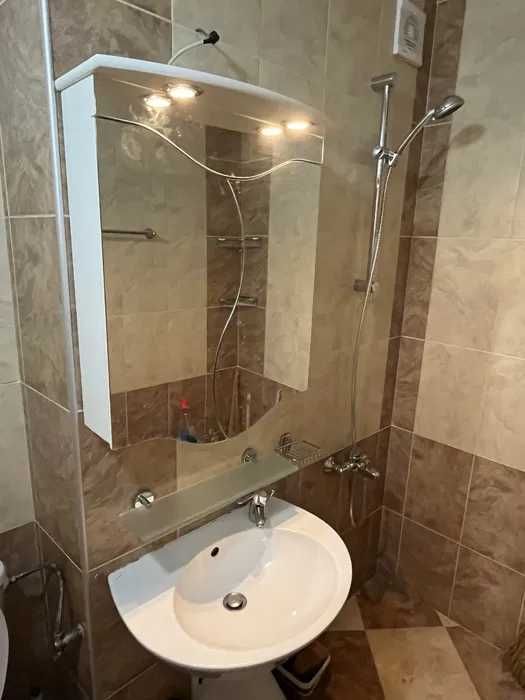 Дава се под наем Тристаен апартамент в София, Люлин 4 - 90 кв.м за 400 € - Снимка #2