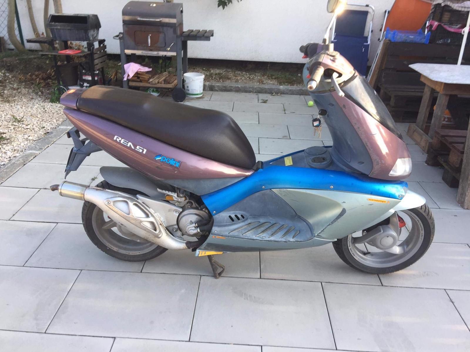 Vând  Aprilia área 51