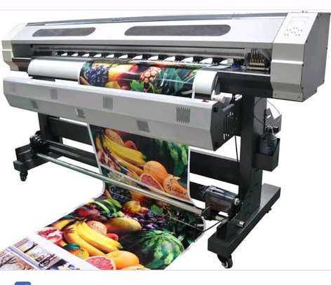 Print autocolant personalizat pentru masini, geamuri, usi, exterior