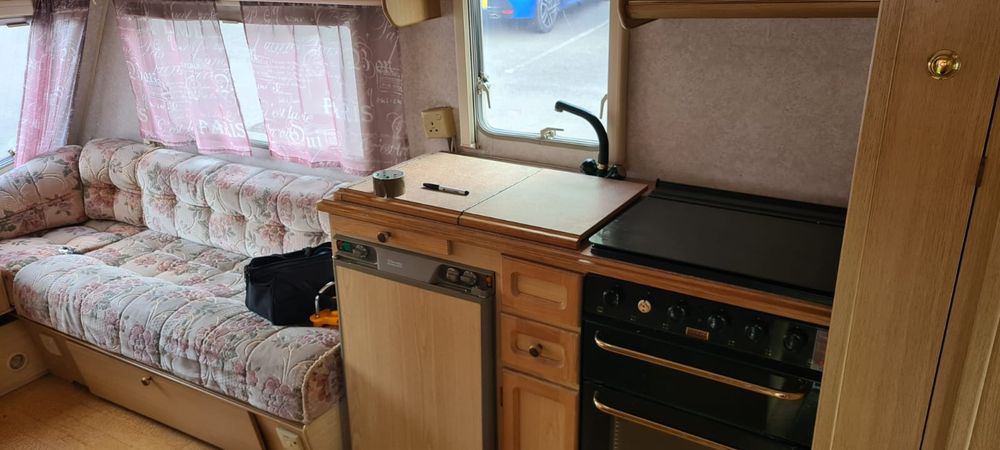 Rulotă.  camping
