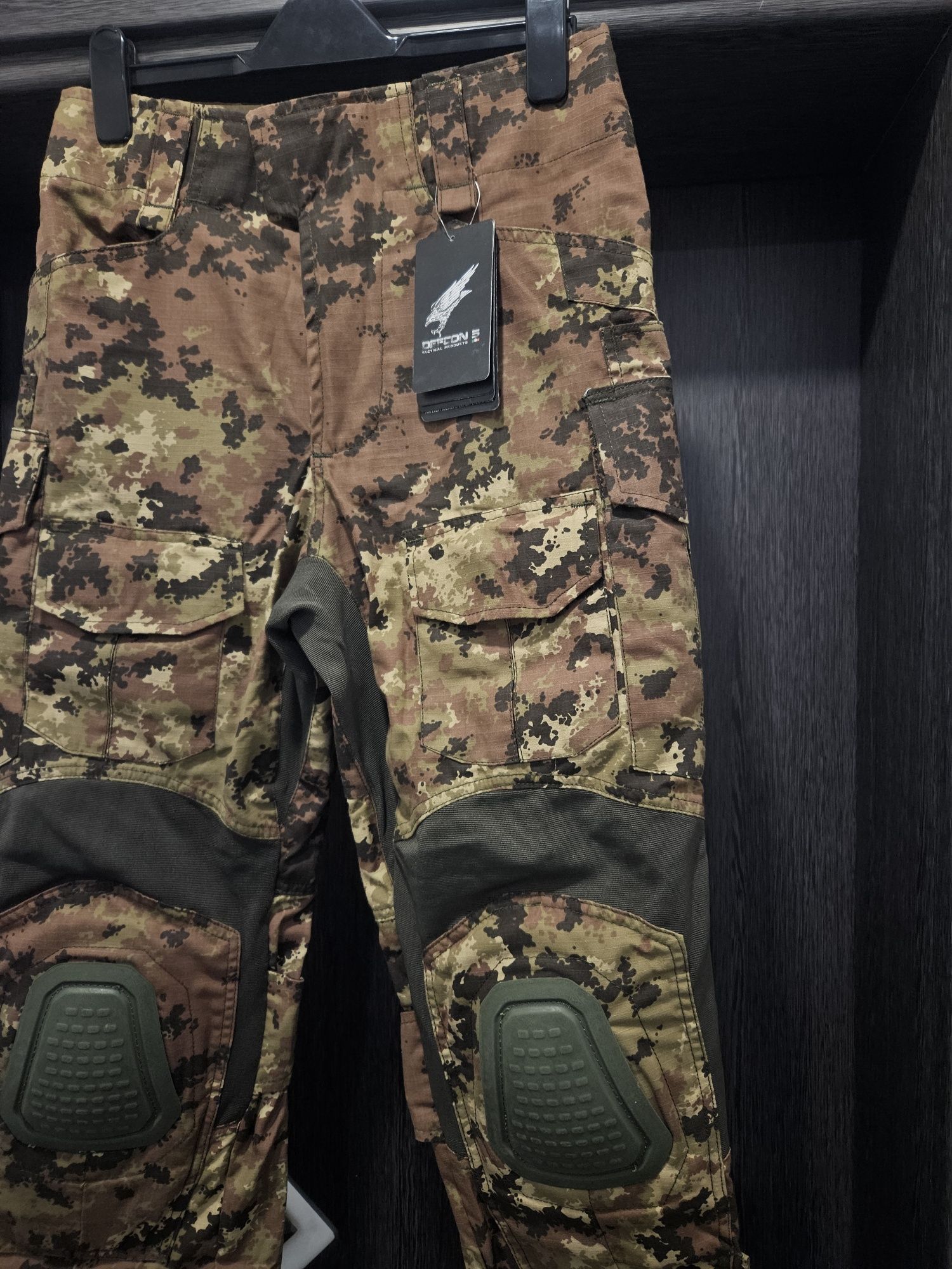Defcon 5 Gladio Tactikal Pants With Plastic Knee Pads - D5-3227