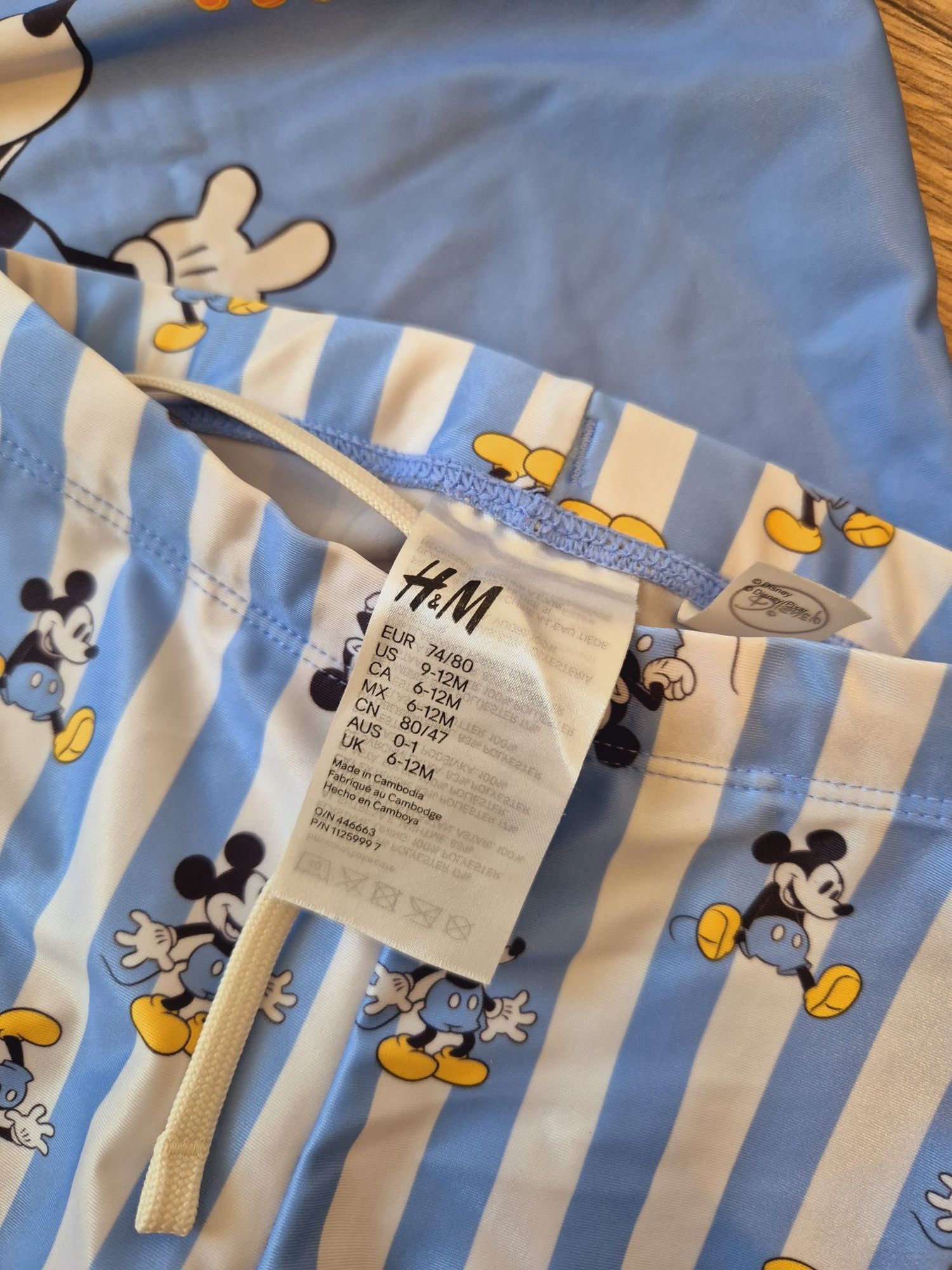 Costum din 2 piese de baie !H&M Marimea 74/80 9/12 luni
