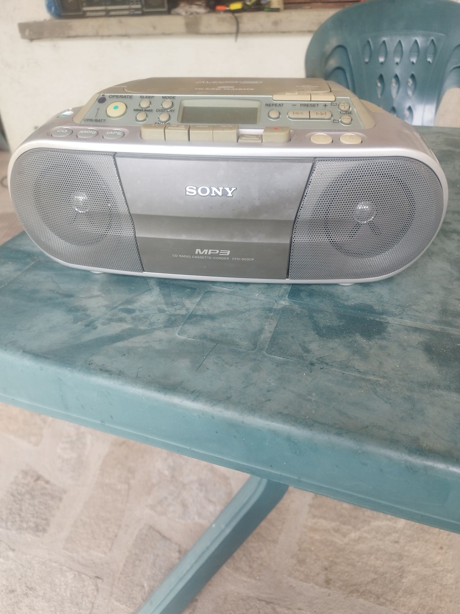 Радиокасетофон МР3 SONY