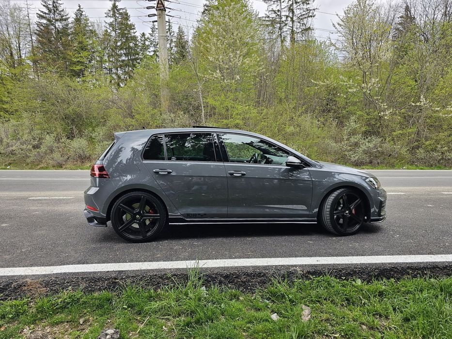 Volkswagen Golf Golf GTI TCR 290 CP ediție limitată