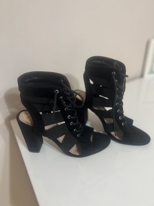 Дамски Сандали на ток