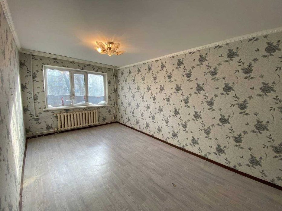 Продам трехкомнатную квартиру, ул. Тургенева в районе КазГЮА