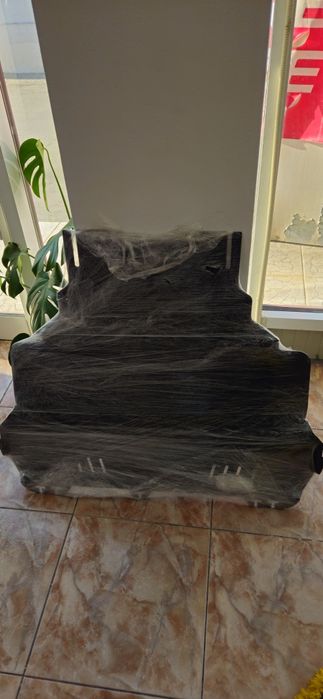 Scut motor metalic si consola AC Ford transit connect