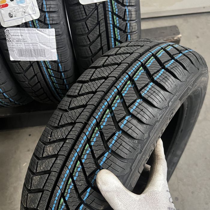 2 Anvelope iarna NOI 175 65 14 Point S (by Continental)