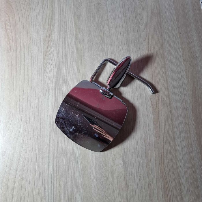 Suport metalic hartie igienica toaleta - cu clapeta - cromat