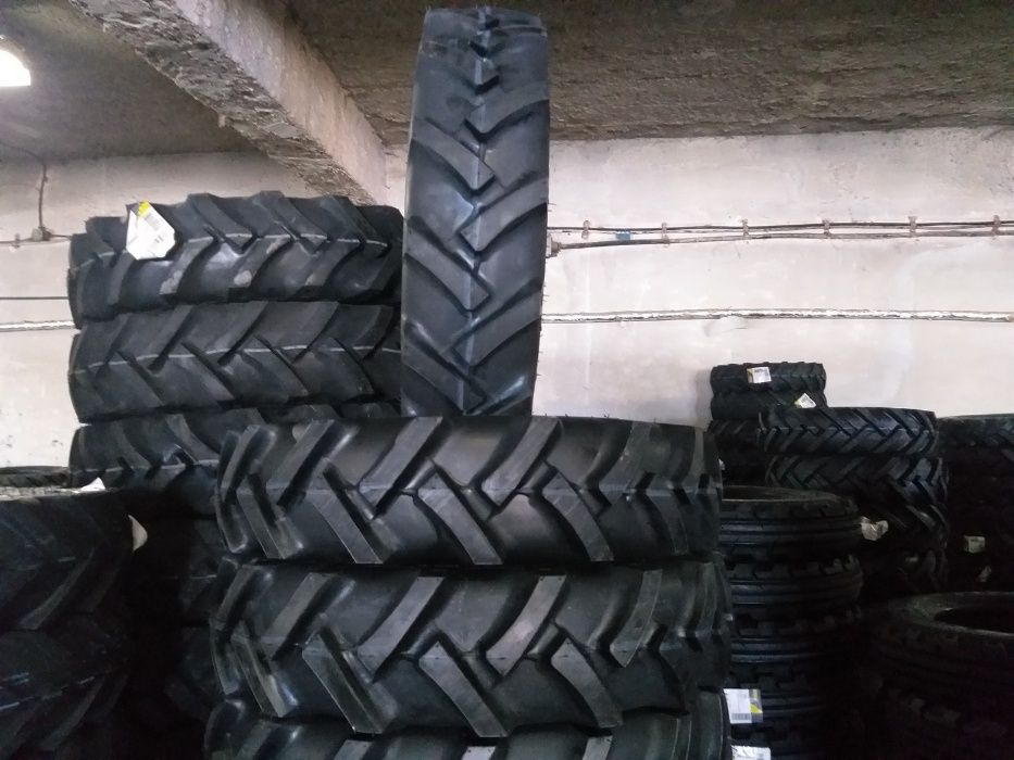 Cauciucuri noi 6.5/80-15 pentru motocultor sau tractor 4x4 tractiune