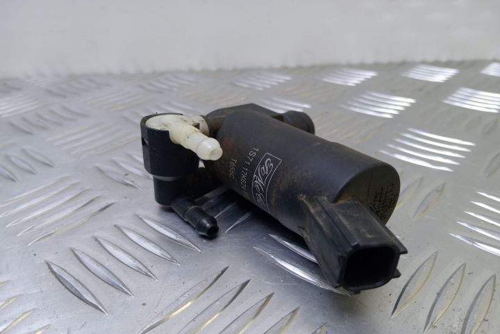 Pompa apa parbriz 1S71-17K624-FD Ford C-Max prima generatie