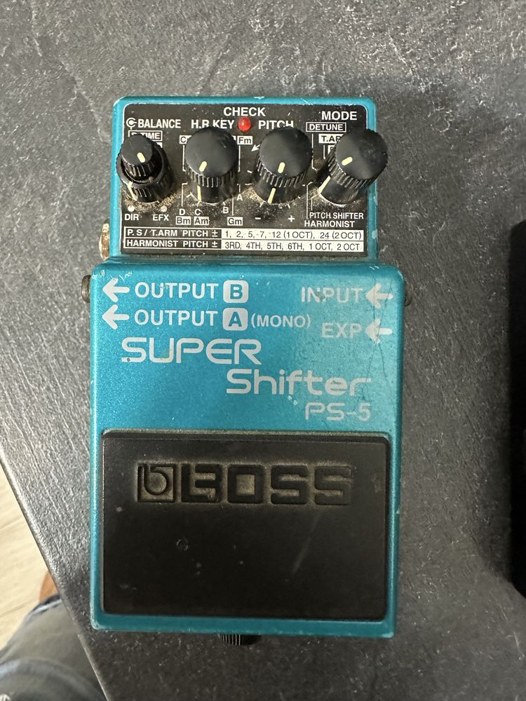Продавам PandoraXd 4 Shifter Boss Roland и долна част дървена сол Бьом