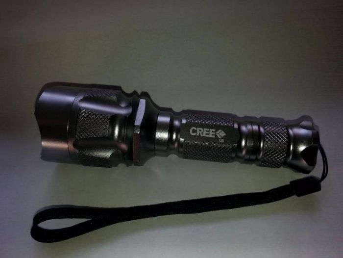 фенер c CREE 5