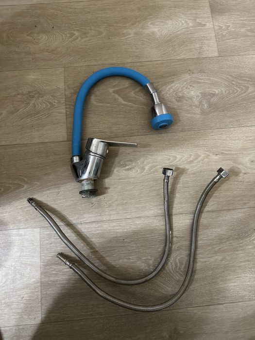 Смеситель для кухни б/у
