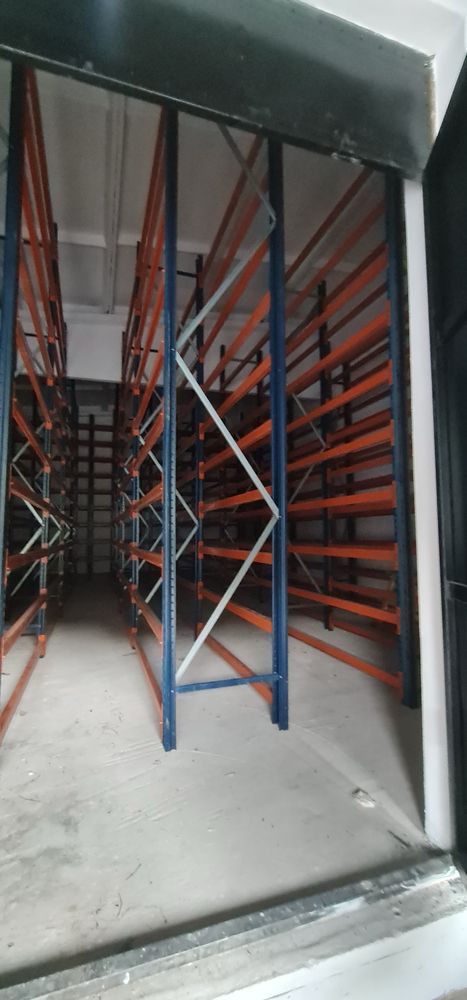 Rafturi metalice