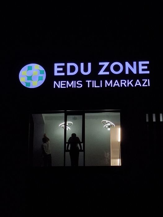 Reklama Bukva Banner Laytboks Xammasi bor.