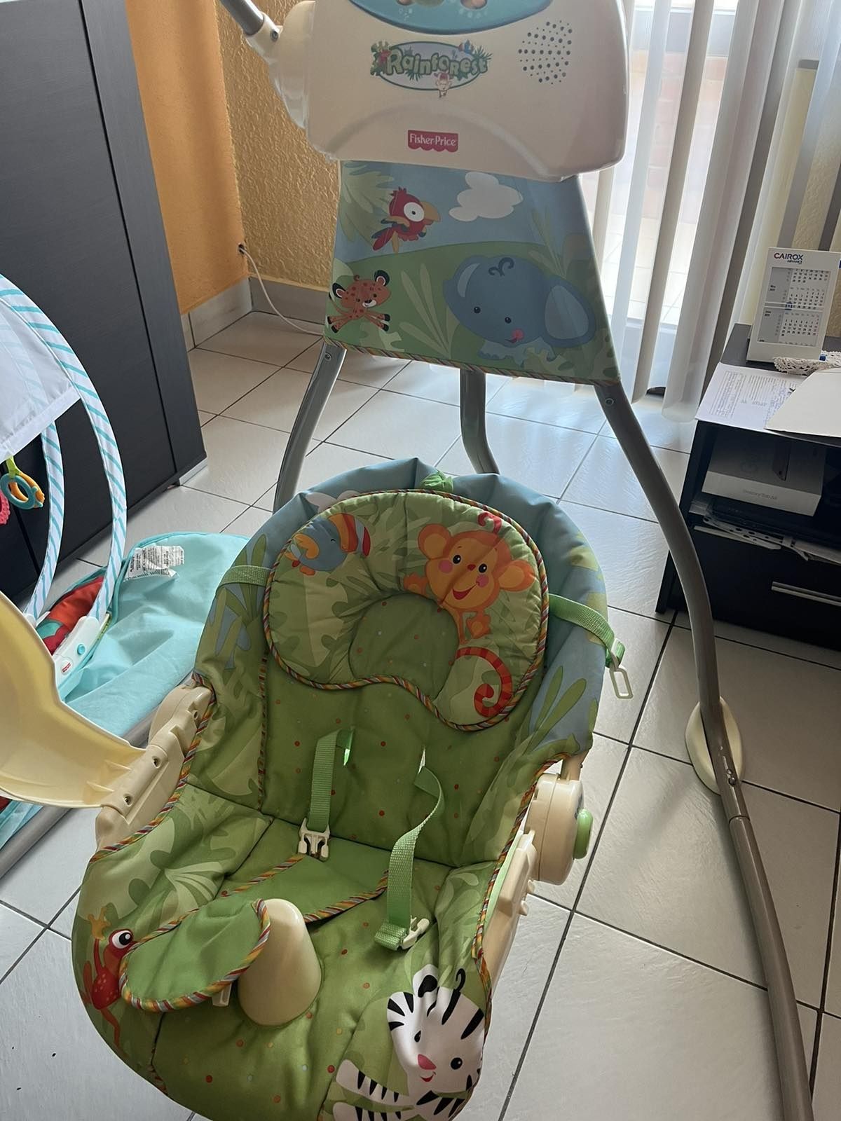 Бебешка люлка Rainforest Open-Top Cradle Swing от Fisher-Price