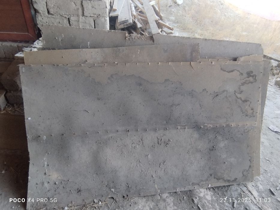 Taxta strapela bololik va boshqalar sotiladi,