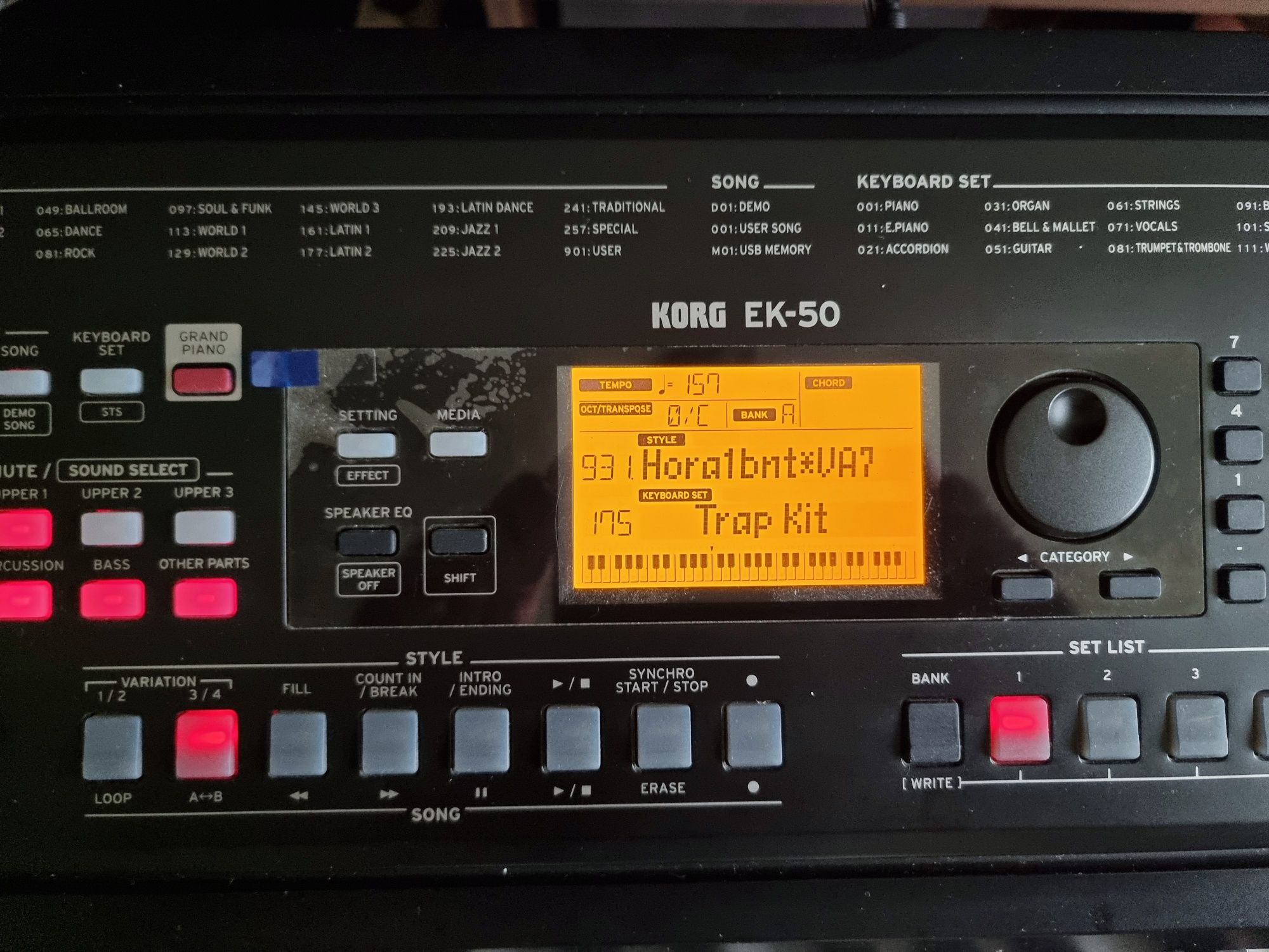 Orga Korg ek-50 impecabila,pentru studiu sau avansați
