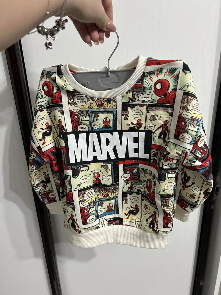 Bluza Marvel marimea 104