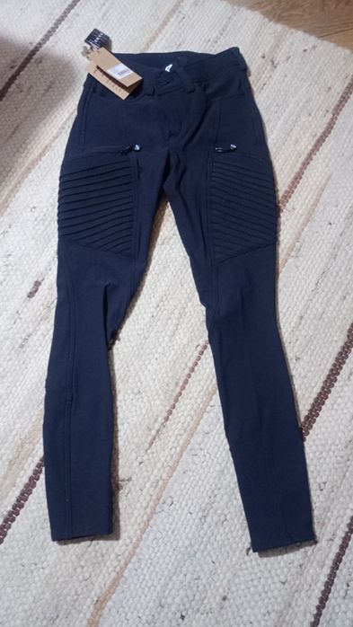 Pantaloni RevolutionRace