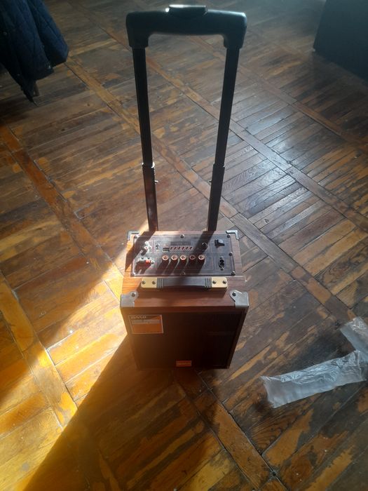 Продам колонку безпроводную новую за 600 тыс сум