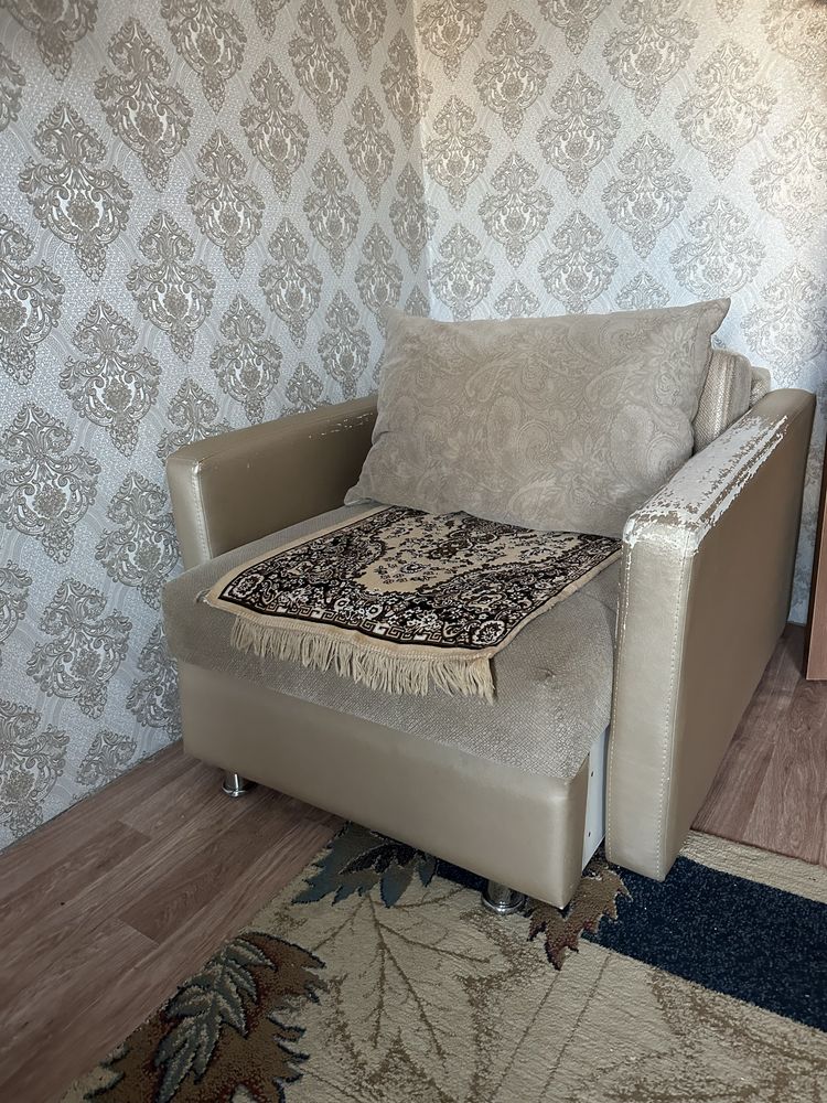 Диван и есть кресло