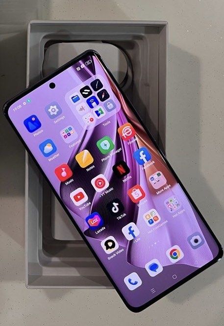 OPPO Reno 10 5G , 256GB, garanție