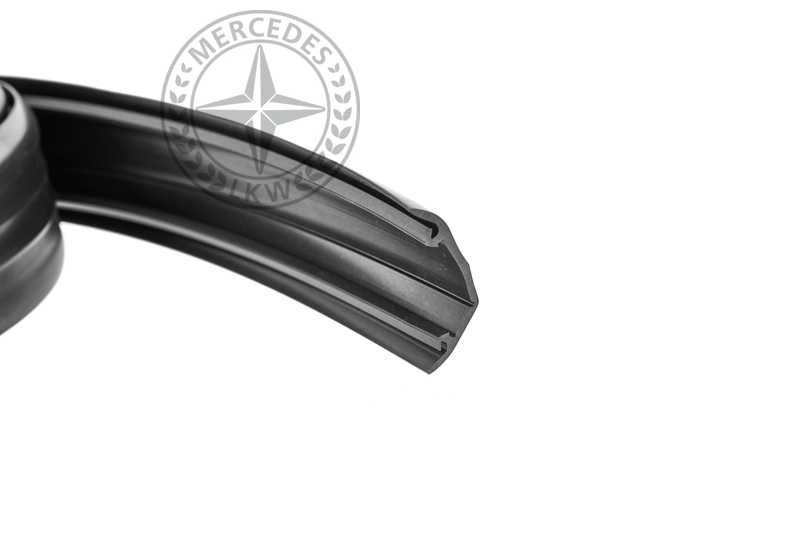 Оригинално Уплътнение над предно стъкло за Mercedes-Benz G-class