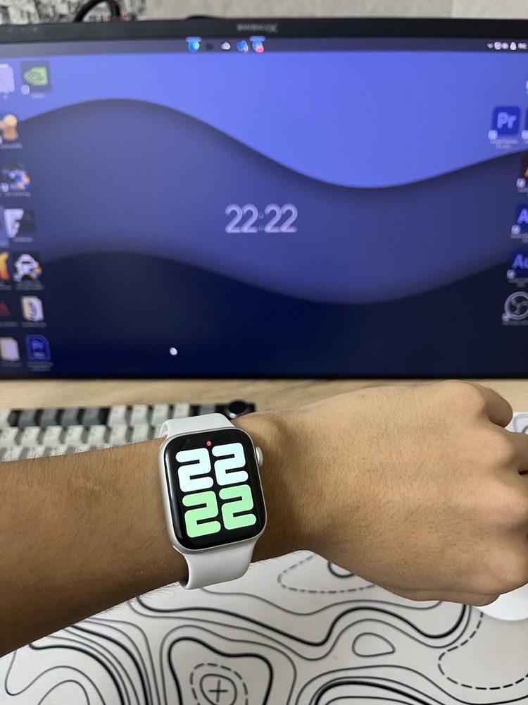 Apple Watch SE 2022 99% акум.