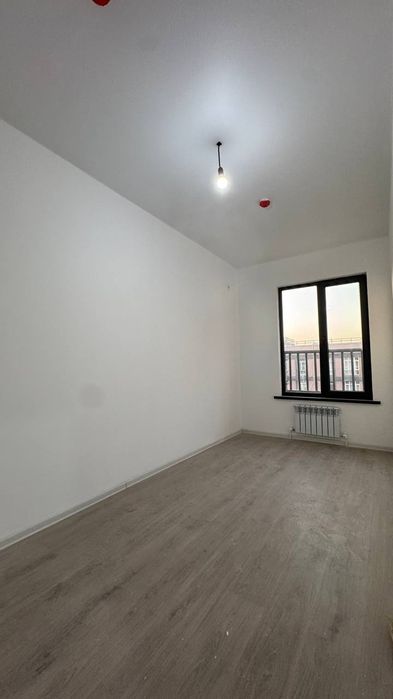 Продаётся 2-х комнатная квартира в ЖК Assalom Sohil 53м2