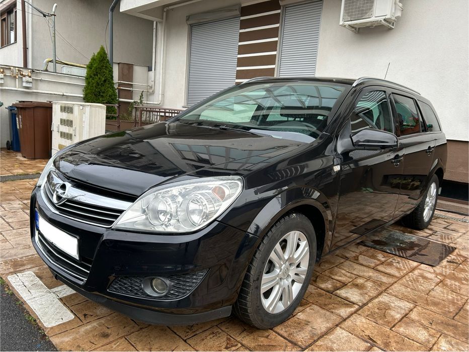 Opel Astra H/2010/Cosmo