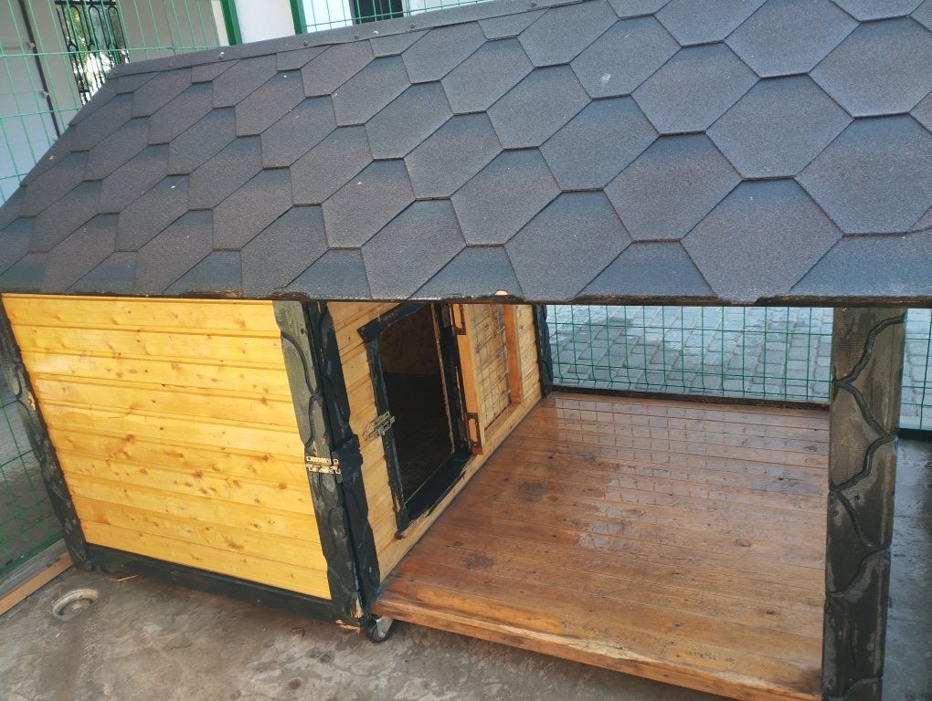 Будка для крупной собаки. Электро обогрев. Очень качественная.