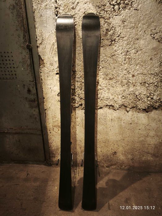 Ski Atomic copii , clăpari Rossignol, bețe ski McKinley .