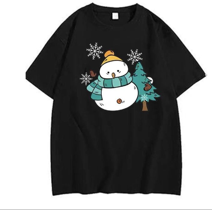 В наличии футболки новогодней тематикой