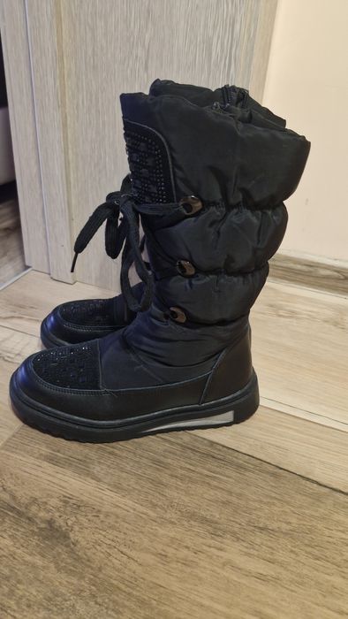 Дамски зимни ботушки