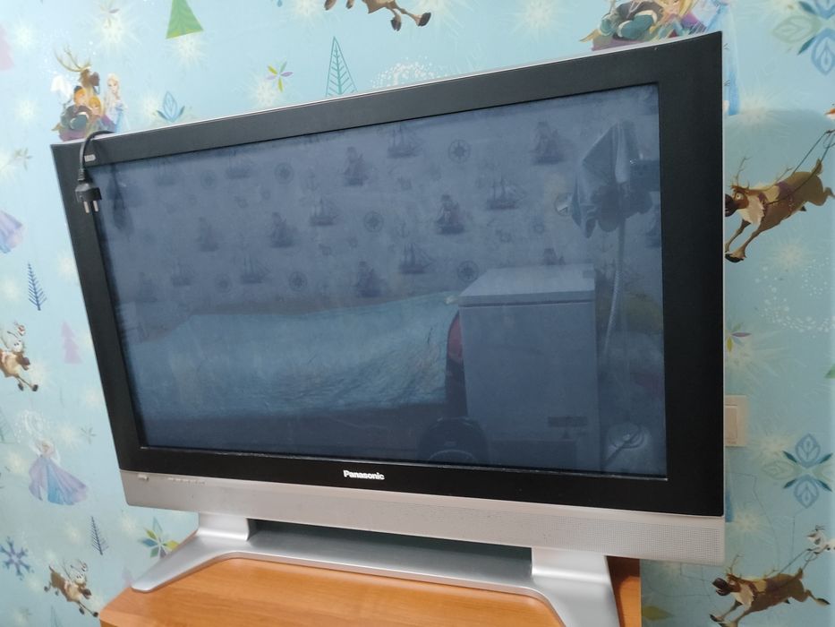 Продам телевизор Panasonic