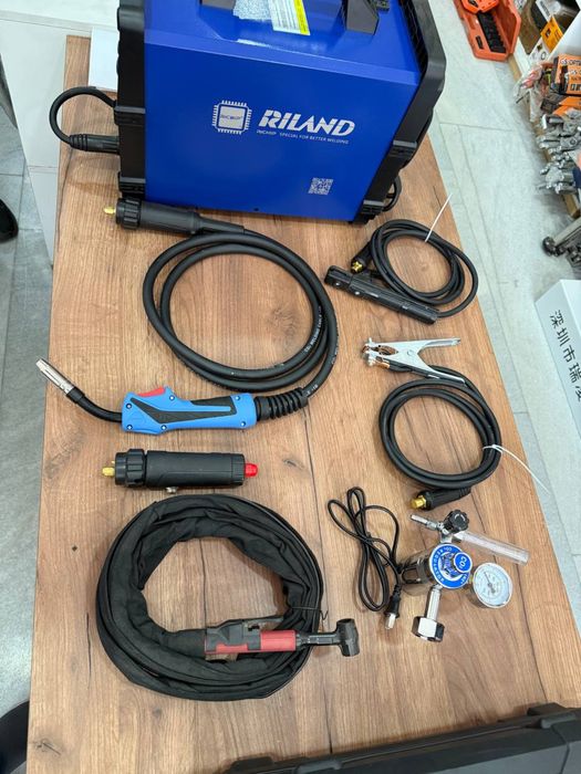 Сварочный аппарат “RILAND” MIG 200/250