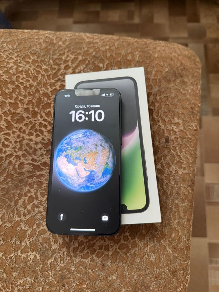 Телефон Iphone 14