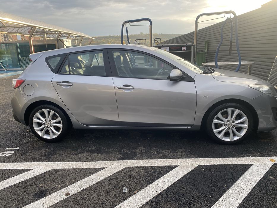 Mazda 3 Active plus , 2010, 1.6 benzina , Optiuni , in stare f buna !!