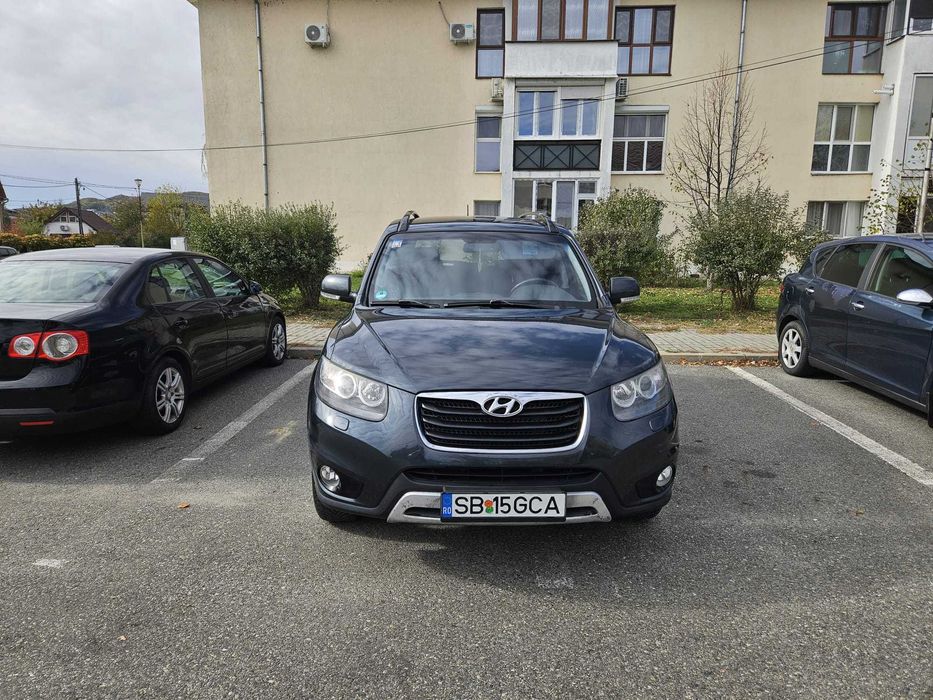 Hyundai Santa Fe 2.2 CRDi 4x4 – 197 CP – 2012 – Super Întreținută