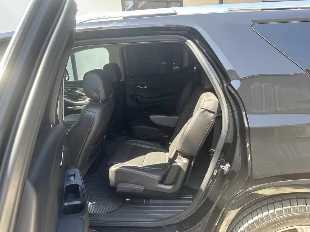Chevrolet Traverse 2021 год