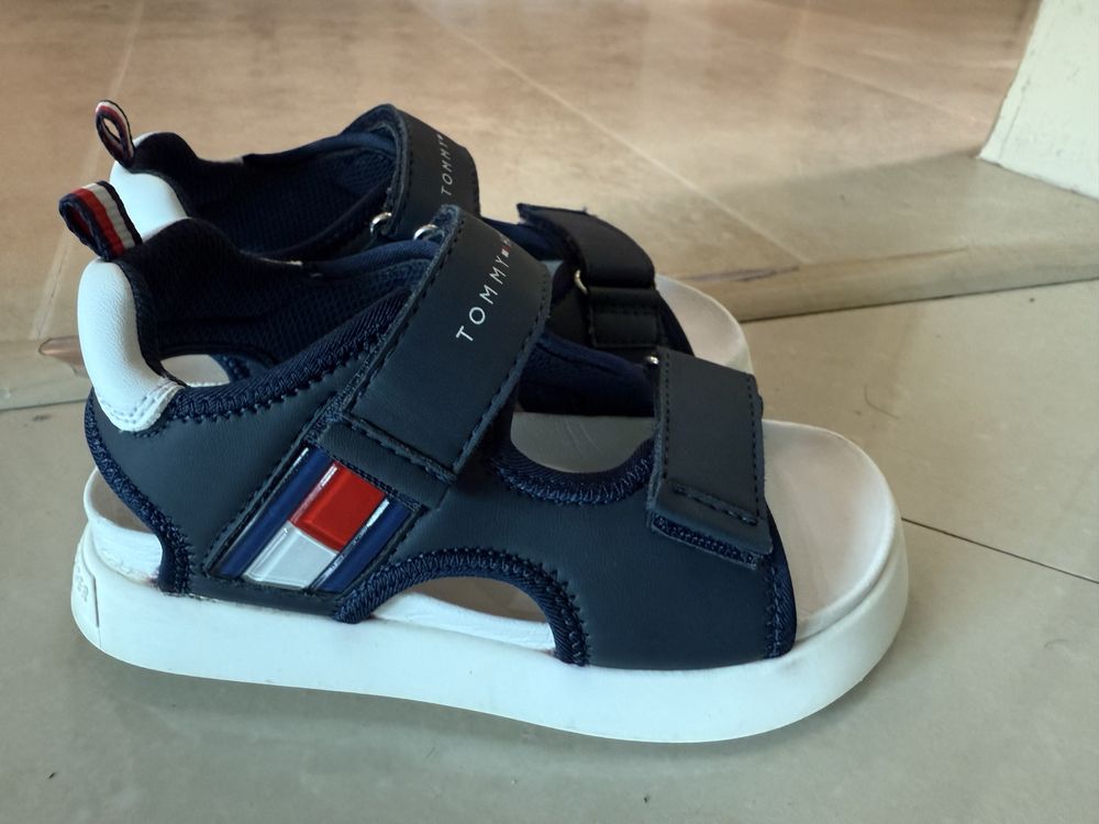 Детски сандали на Tommy Hilfiger