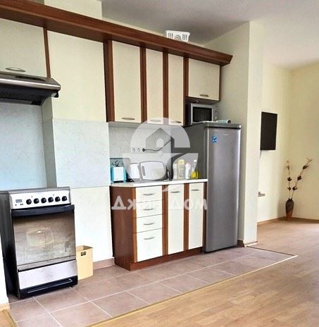 Продава се Двустаен апартамент в к.к. Елените - 67 кв.м за 1195 €/кв.м - Снимка #4