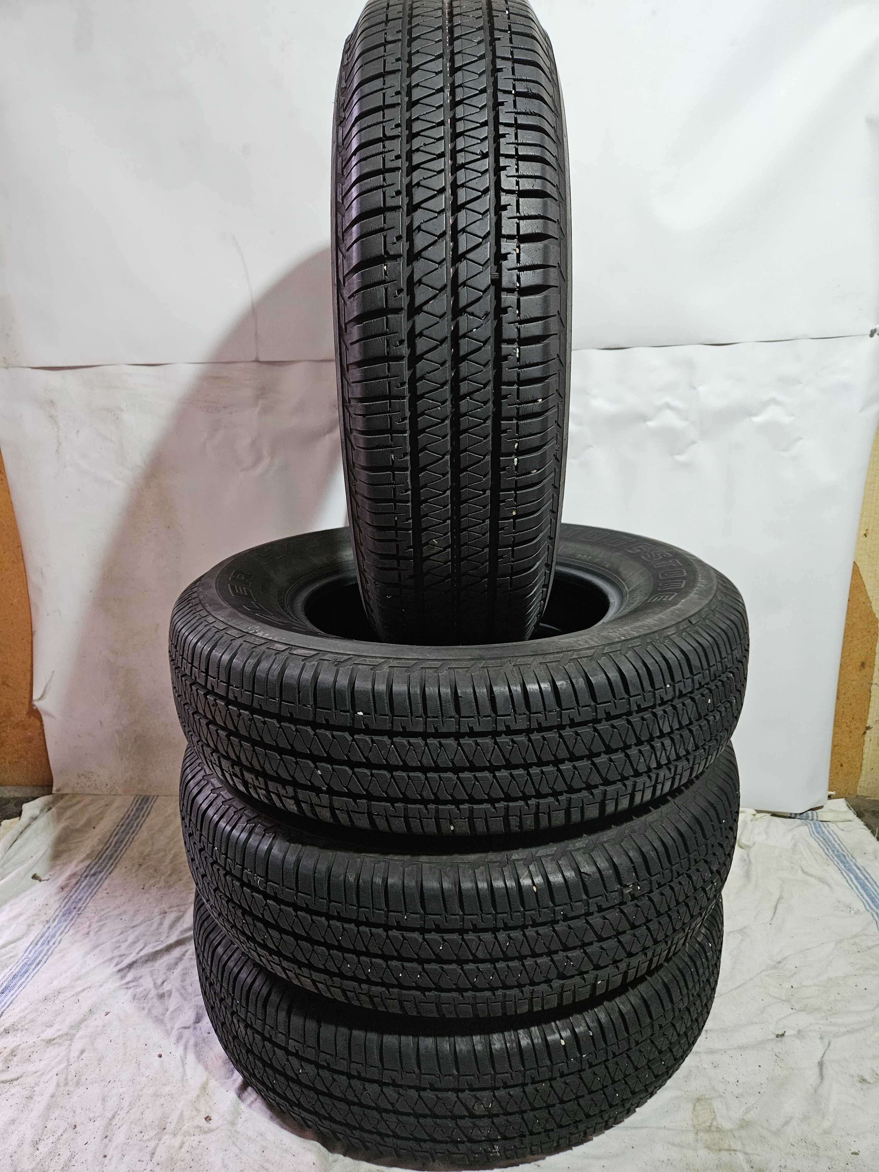 4бр 195/80/15 BRIDGESTONE 7мм грайфер дот:18г безплатен монтаж