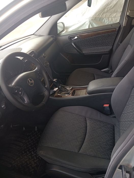 Мерседес W 203  C300 . 10 подушек безопасности