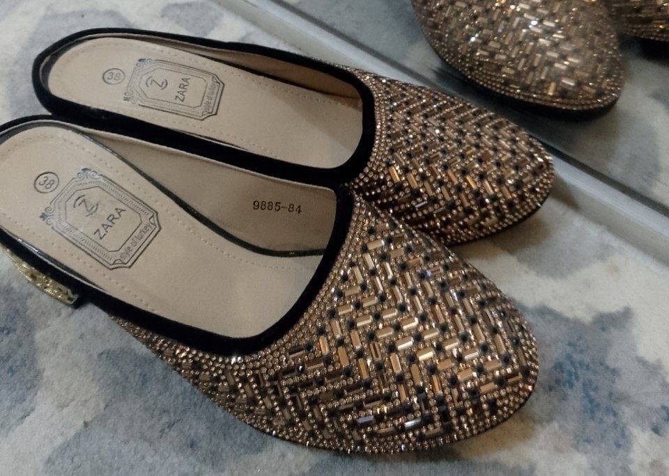 Oyoq kiyim tufli yangi