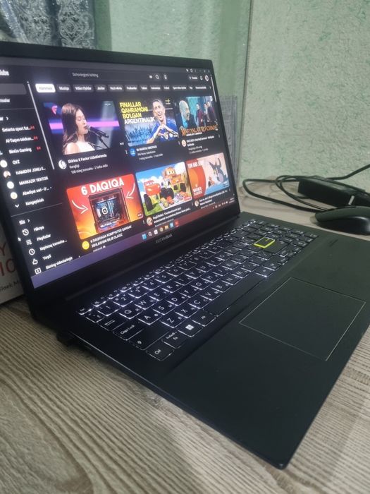 Asus Vivobook noutbuk