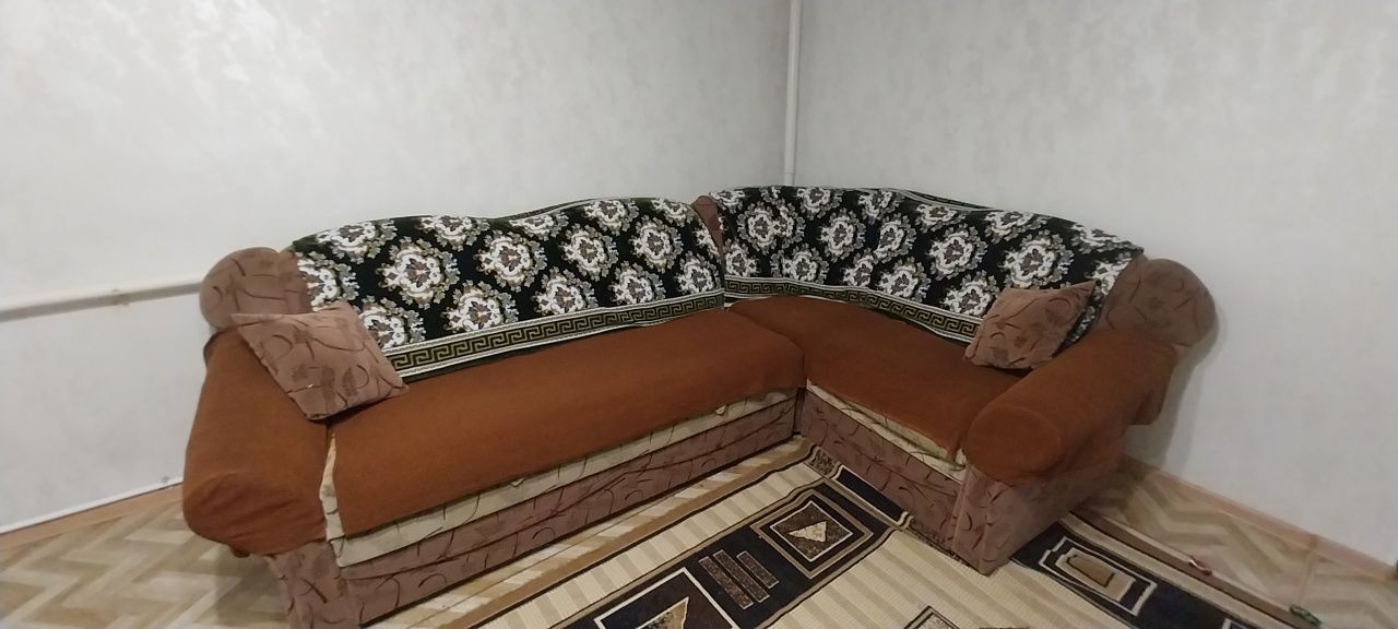 Продам раздвижной диван